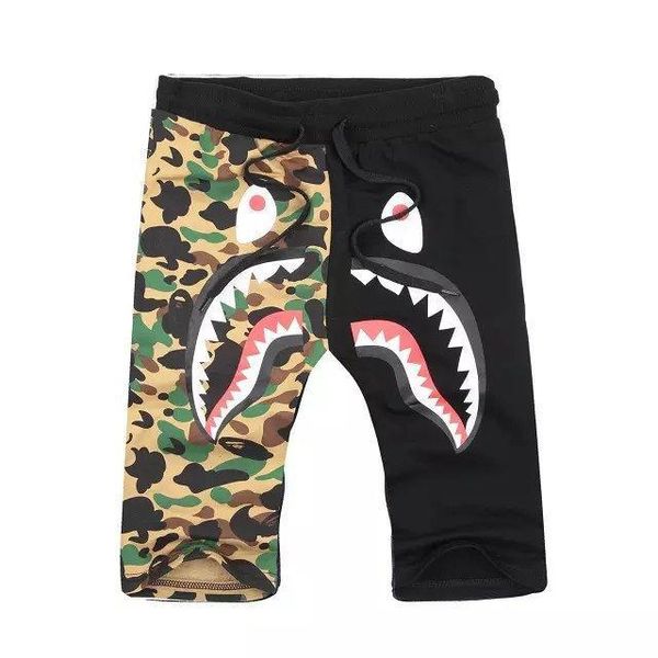 new men's wear ape pants korean version of wave brand camouflage printing off color pants men's five points white shorts fog cotto, Black;white
new men's wear ape pants korean version of wave brand camouflage printing off color pants men's five points white shorts fog cotto, Black;white