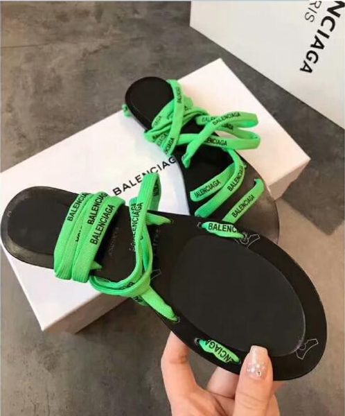 B Woman Slippers Sandals Designer Shoes Best Quality Summer Flat sandals Flip Flops Fashion sandals Size:35-41 With Box by Shoe 007
B Woman Slippers Sandals Designer Shoes Best Quality Summer Flat sandals Flip Flops Fashion sandals Size:35-41 With Box by Shoe 007