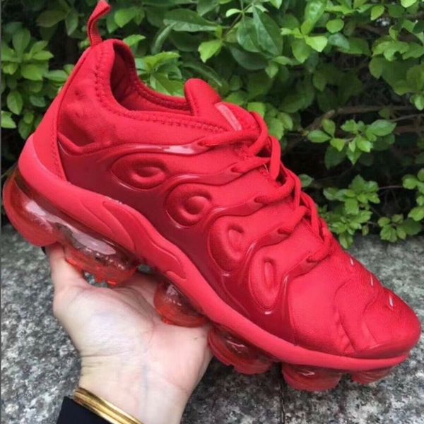 2020 tn plus triple red running shoes men designer shoes white metallic silver stripe brown purple blue red leopard sports sneakers
2020 tn plus triple red running shoes men designer shoes white metallic silver stripe brown purple blue red leopard sports sneakers