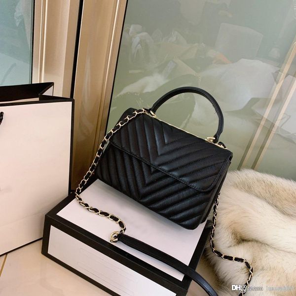 designer luxury womens shoulder bags women crossbody bag high-quality genuine leather casual wild shopping fashion bags
designer luxury womens shoulder bags women crossbody bag high-quality genuine leather casual wild shopping fashion bags