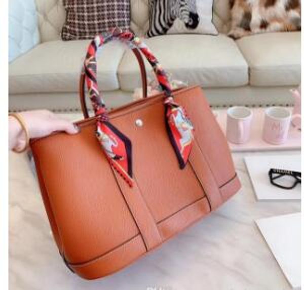 2020 news women designer handbags luxury crossbody messenger shoulder bags chain bag good quality pu leather purses leather handbag
2020 news women designer handbags luxury crossbody messenger shoulder bags chain bag good quality pu leather purses leather handbag