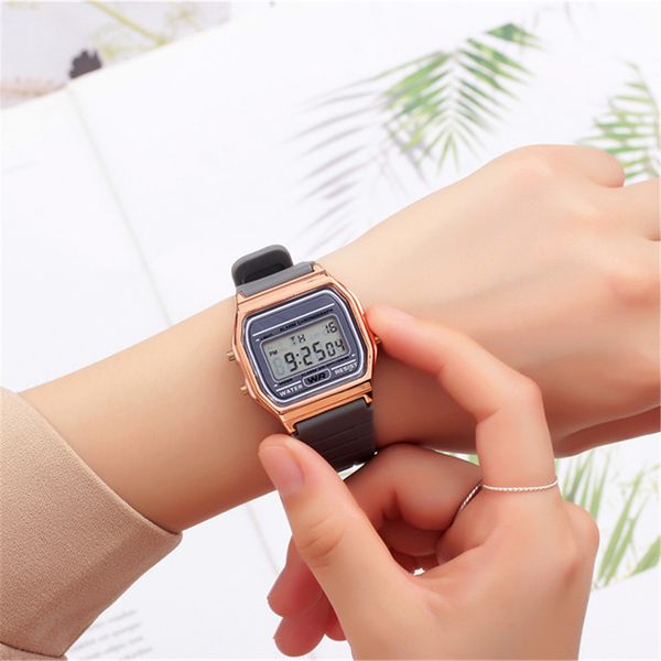 fashion 2019 men's and women's couple watches digital waterproof electronic sports watch wristwatch clock gift valentine gift, Slivery;brown
fashion 2019 men's and women's couple watches digital waterproof electronic sports watch wristwatch clock gift valentine gift, Slivery;brown