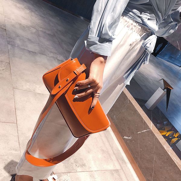 autumn and winter new waxed solid small square bag retro simple shoulder diagonal women's bag
autumn and winter new waxed solid small square bag retro simple shoulder diagonal women's bag