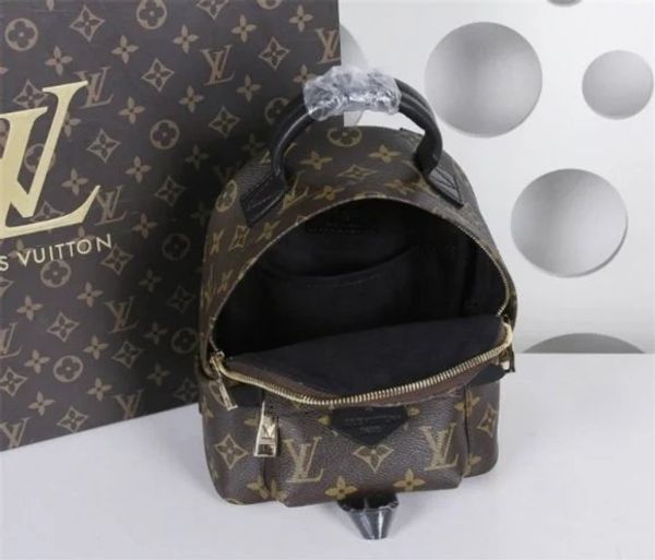 handbag brand ladies fashion print louιs vuιtton backpack european and american classic retro travel designer backpack
handbag brand ladies fashion print louιs vuιtton backpack european and american classic retro travel designer backpack