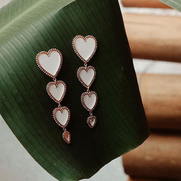 metal and pearl earring vintage long pendant red love geometry enamel earrings ladies creative designs jewelry gift, Golden;silver
metal and pearl earring vintage long pendant red love geometry enamel earrings ladies creative designs jewelry gift, Golden;silver