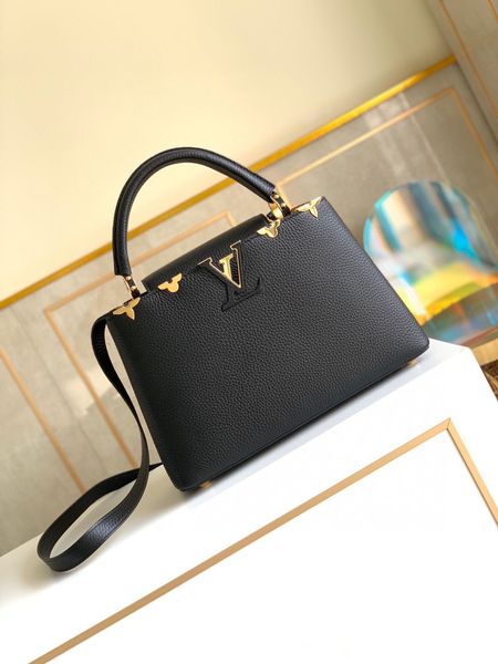 classic lady's handbag 7a high-end custom quality handbag fashion business casual style metal accessories with long shoulder strap
classic lady's handbag 7a high-end custom quality handbag fashion business casual style metal accessories with long shoulder strap
