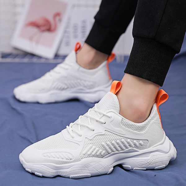 breathable anti-collision men's running shoes comfortable warm men's running shoes outdoor walking in autumn and winter
breathable anti-collision men's running shoes comfortable warm men's running shoes outdoor walking in autumn and winter