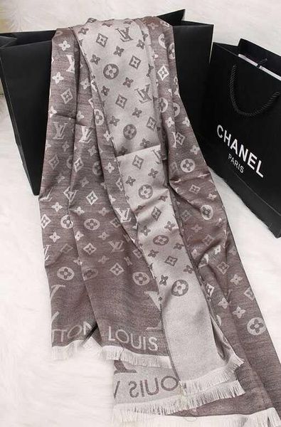 new classic scarf fashion women scarf silk lame scarves four seasons square scarf women shaw, Blue;gray
new classic scarf fashion women scarf silk lame scarves four seasons square scarf women shaw, Blue;gray