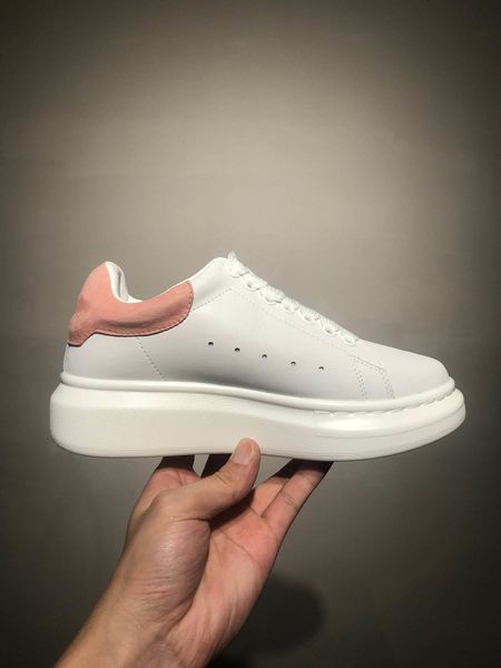 2019 winter 3m reflective triple white leather outdoor shoes girls women pink gold red comfortable flat sneakers party wedding shoes 35-44
2019 winter 3m reflective triple white leather outdoor shoes girls women pink gold red comfortable flat sneakers party wedding shoes 35-44