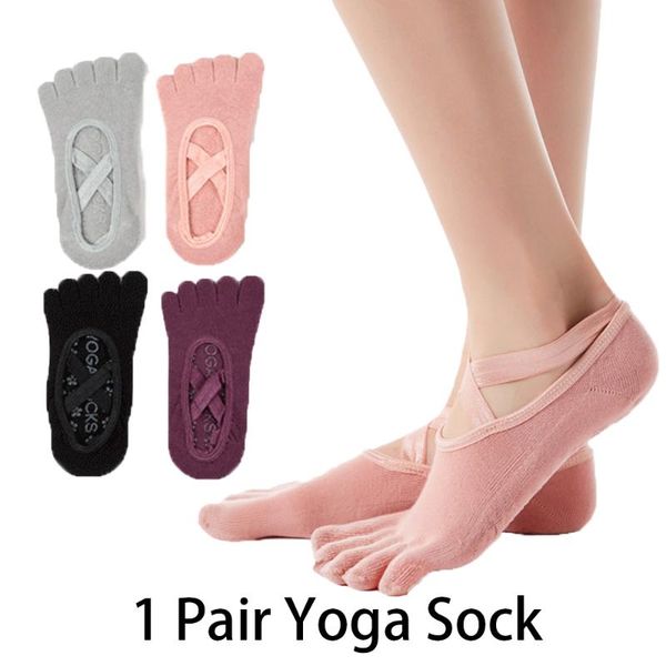 1 pair women yoga socks non-slip massage rubber fitness warm socks gym dance sport exercise barefoot feel, Black
1 pair women yoga socks non-slip massage rubber fitness warm socks gym dance sport exercise barefoot feel, Black