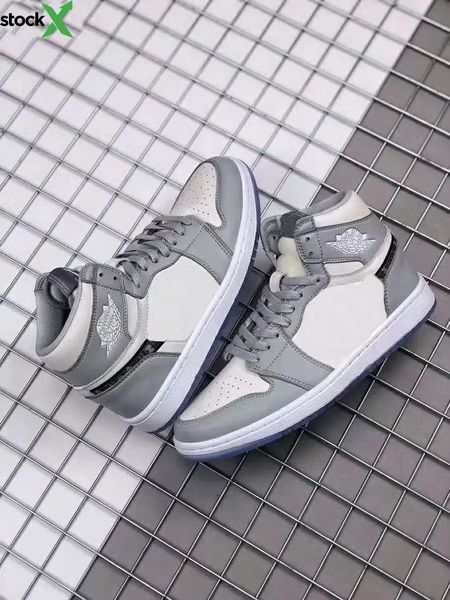 2020 x 1 high og luxury 1s basketball shoes men women des chaussures white grey black trainers outdoor sports sneakers size 36-45
2020 x 1 high og luxury 1s basketball shoes men women des chaussures white grey black trainers outdoor sports sneakers size 36-45
