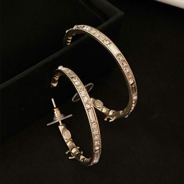 style sells diamond earrings like cakes luxury custom women's high-end hoop earrings, Golden
style sells diamond earrings like cakes luxury custom women's high-end hoop earrings, Golden