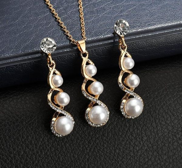 2sets wedding gold color chain shining rhinestone pearl pendant necklace earring jewelry sets wedding jewelry women, Slivery;golden
2sets wedding gold color chain shining rhinestone pearl pendant necklace earring jewelry sets wedding jewelry women, Slivery;golden