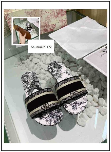 latest new women slippers brand sandals flat designer shoes slide dazzle flowers embroidery sandal floral striped beach flip flops 8
latest new women slippers brand sandals flat designer shoes slide dazzle flowers embroidery sandal floral striped beach flip flops 8
