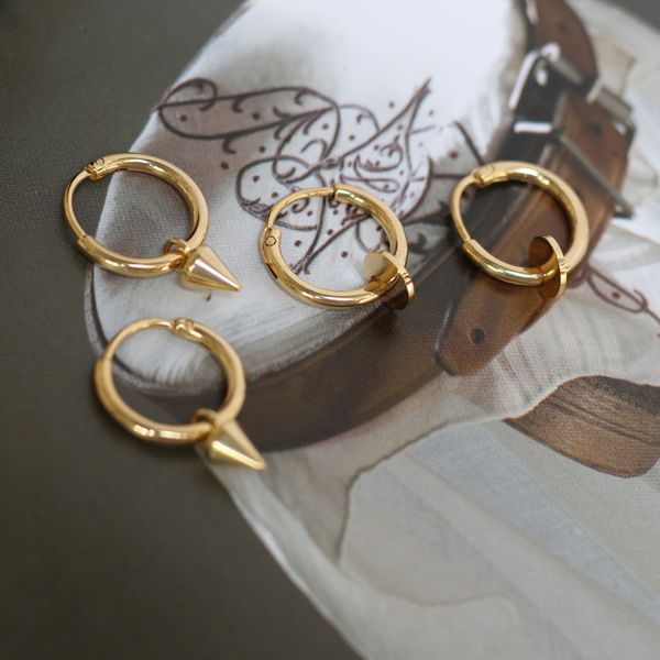 2 styles gold color rivet small round piece women's hoop earrings lovely simple charm hoop earring jewelry accessories no fade, Golden;silver
2 styles gold color rivet small round piece women's hoop earrings lovely simple charm hoop earring jewelry accessories no fade, Golden;silver