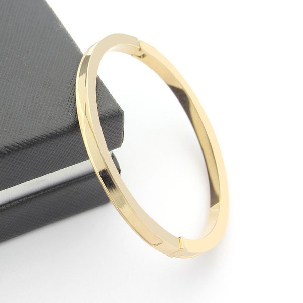 Stainless steel jewelry friendship bracelet bangle narrow version of the groove without drill bracelet handcuffed bracelet brand jewelry
Stainless steel jewelry friendship bracelet bangle narrow version of the groove without drill bracelet handcuffed bracelet brand jewelry