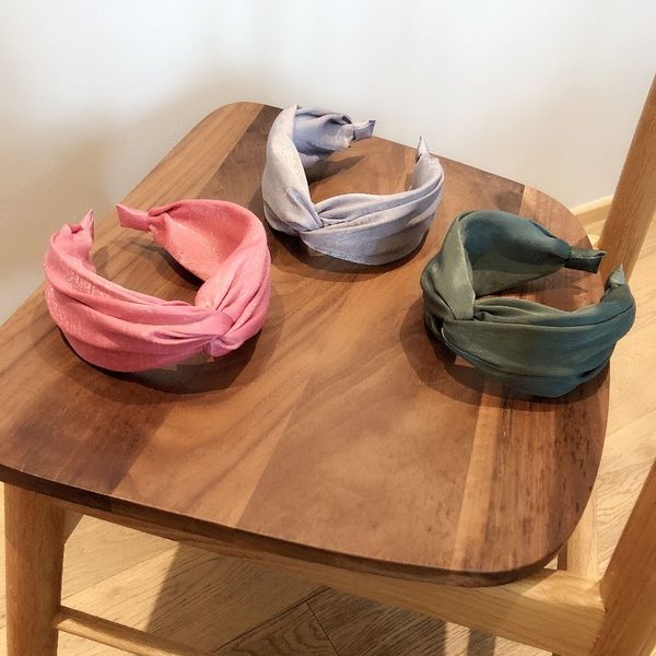 elegance stylish vintage cross knot wide headband hairband women girls fabric hair head hoop band accessories headwear headdress
elegance stylish vintage cross knot wide headband hairband women girls fabric hair head hoop band accessories headwear headdress