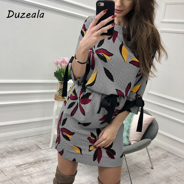 2019 women casual floral printed dress women sweet bow o-neck mini sundress fashion summer party dresses beach casual dress, Black;pink
2019 women casual floral printed dress women sweet bow o-neck mini sundress fashion summer party dresses beach casual dress, Black;pink