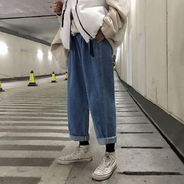 2018 autumn and winter youth men's loose straight fashion personality tube jeans craft wash night versatile pants, Blue
2018 autumn and winter youth men's loose straight fashion personality tube jeans craft wash night versatile pants, Blue