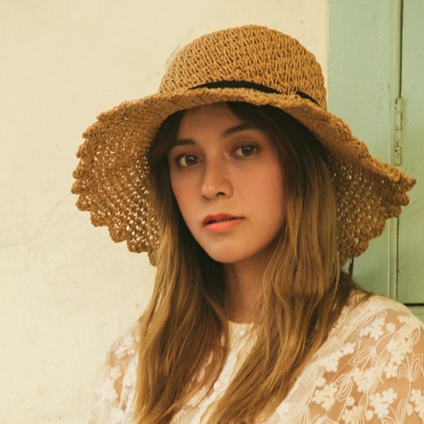 round women's summer hat hand woven wide brim straw hats fashion female sun caps foldable bohemia beach hat
round women's summer hat hand woven wide brim straw hats fashion female sun caps foldable bohemia beach hat