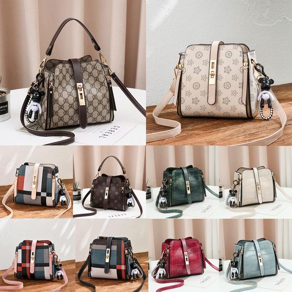 women's handbag purse large tote shoulder bag handle satchel bag for work designer luxury handbags purses send pendant
women's handbag purse large tote shoulder bag handle satchel bag for work designer luxury handbags purses send pendant
