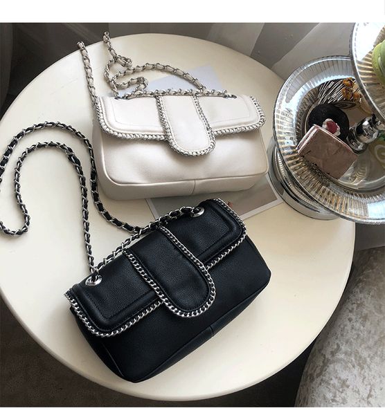 new design pure color women shell handbag casual leather messenger bag fashion brand female shoulder bag women small handbag
new design pure color women shell handbag casual leather messenger bag fashion brand female shoulder bag women small handbag