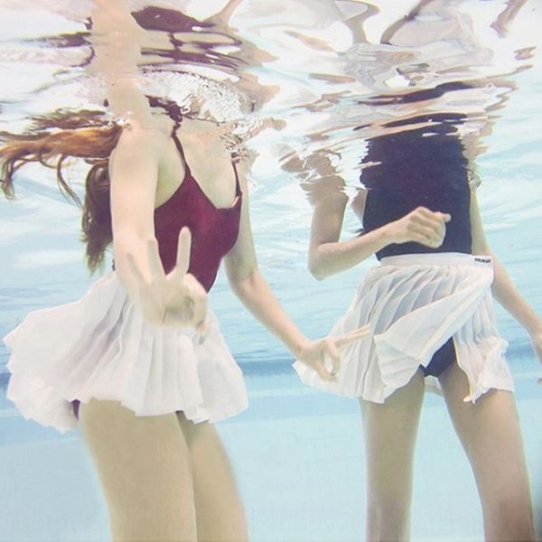 swimsuit dress thailand slim belly covering pleated chiffon dress big chest small chest triangle one-piece swimsuit female, White;black
swimsuit dress thailand slim belly covering pleated chiffon dress big chest small chest triangle one-piece swimsuit female, White;black
