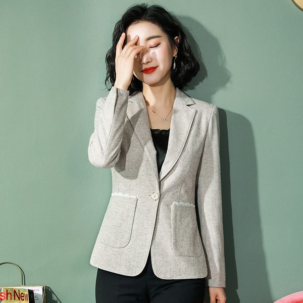 women's wool coat 2019 autumn new casual fashion temperament slim slimming single buckle small suit women's shirt, White;black
women's wool coat 2019 autumn new casual fashion temperament slim slimming single buckle small suit women's shirt, White;black