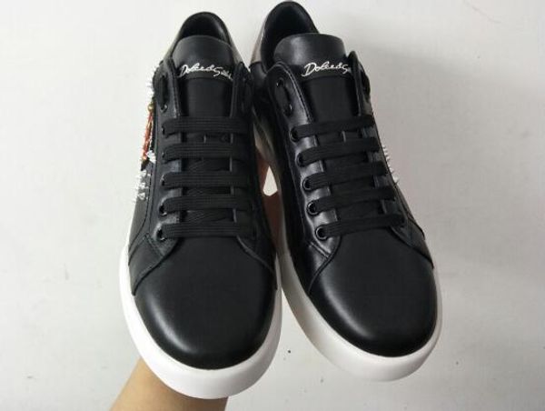 white women's leather shoes men's and women's casual shoes black gold red fashion comfortable flat shoes size 35-46 0388
white women's leather shoes men's and women's casual shoes black gold red fashion comfortable flat shoes size 35-46 0388