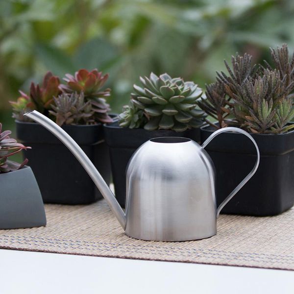 500/1000ml stainless steel watering can garden plant flower watering tool with long mouth sprinkling pot indooor garden tool
500/1000ml stainless steel watering can garden plant flower watering tool with long mouth sprinkling pot indooor garden tool