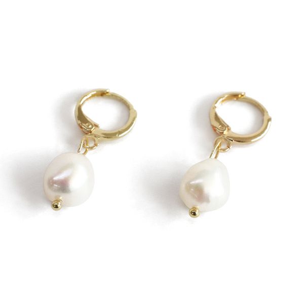 srcoi gold color small freshwater pearls earrings irregular geometric circle charms earrings for women 2019 ear piercing huggie, Golden;silver
srcoi gold color small freshwater pearls earrings irregular geometric circle charms earrings for women 2019 ear piercing huggie, Golden;silver