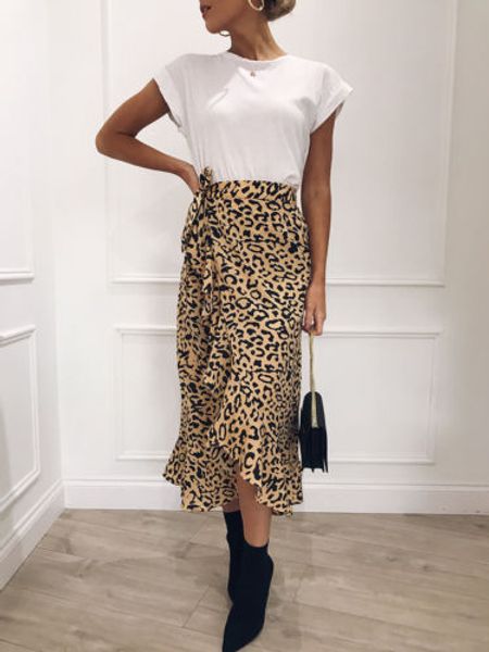 skirts 2021 slim fashion casual women leopard print boho wrap over aysmmetric loose skirt summer high waist midi, Black
skirts 2021 slim fashion casual women leopard print boho wrap over aysmmetric loose skirt summer high waist midi, Black