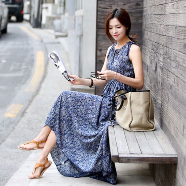 2020 new summer women's sleeveless floral dress dress daily casual bohemian skirt spot, Black;gray
2020 new summer women's sleeveless floral dress dress daily casual bohemian skirt spot, Black;gray