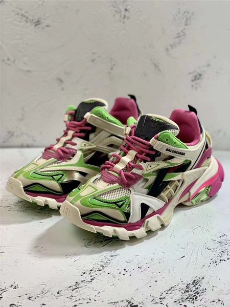 paris track 5.0 tess men women triple s comfort casual shoes clunky sneaker blue pink white platform fashion dad shoe chaussures lts, Black
paris track 5.0 tess men women triple s comfort casual shoes clunky sneaker blue pink white platform fashion dad shoe chaussures lts, Black