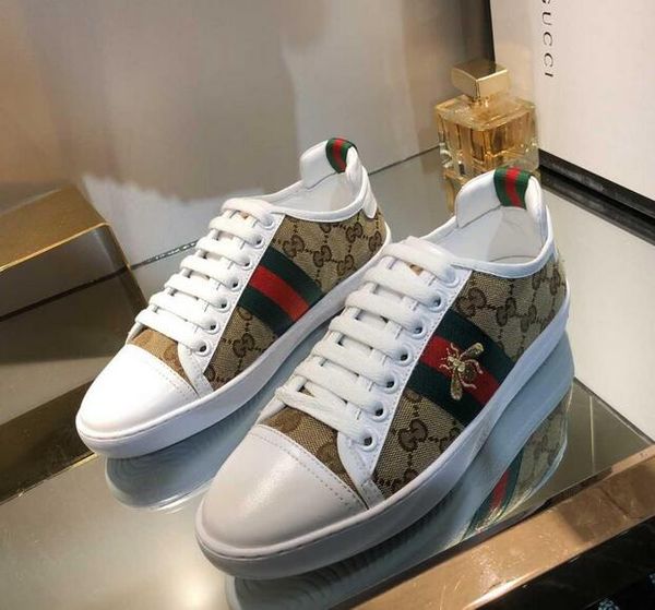 Quality Luxury Brand Designer Shoes New Knitting Fabric Are Breathable And Comfortable Hot Seller Men Shoes Men Women Shoes
Quality Luxury Brand Designer Shoes New Knitting Fabric Are Breathable And Comfortable Hot Seller Men Shoes Men Women Shoes