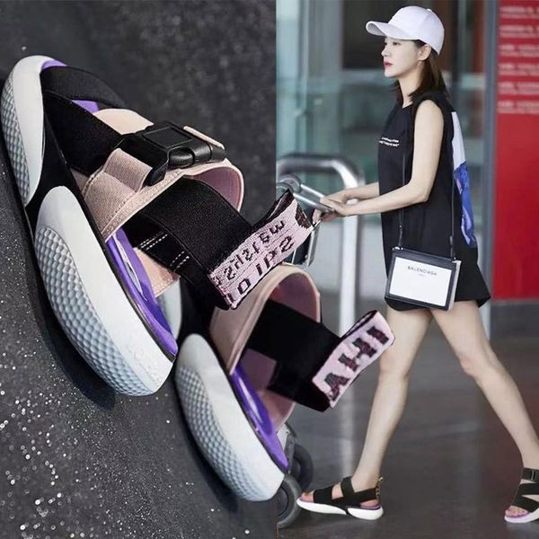 sandals and slippers 2019 summer new korean version of the flat-bottom wild fairy fashion trend beach tide women's shoes, Black
sandals and slippers 2019 summer new korean version of the flat-bottom wild fairy fashion trend beach tide women's shoes, Black
