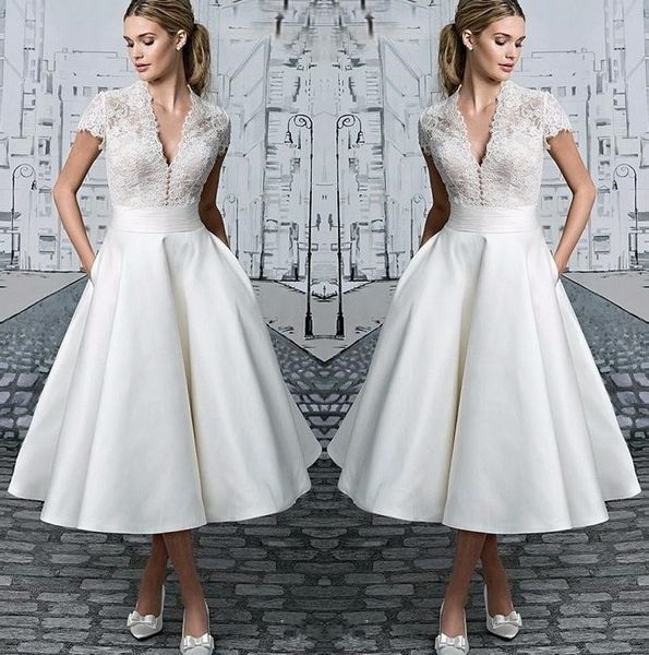 vintage lace a line свадебные платья 2019 v шеи атласная короткие рукава чай длина линия свадебные платья с карманом, White
vintage lace a line свадебные платья 2019 v шеи атласная короткие рукава чай длина линия свадебные платья с карманом, White