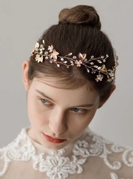 crystal and rhinestones leaves bridal wedding headband hair vine gold pearls headpiece bridal headbands for women
crystal and rhinestones leaves bridal wedding headband hair vine gold pearls headpiece bridal headbands for women