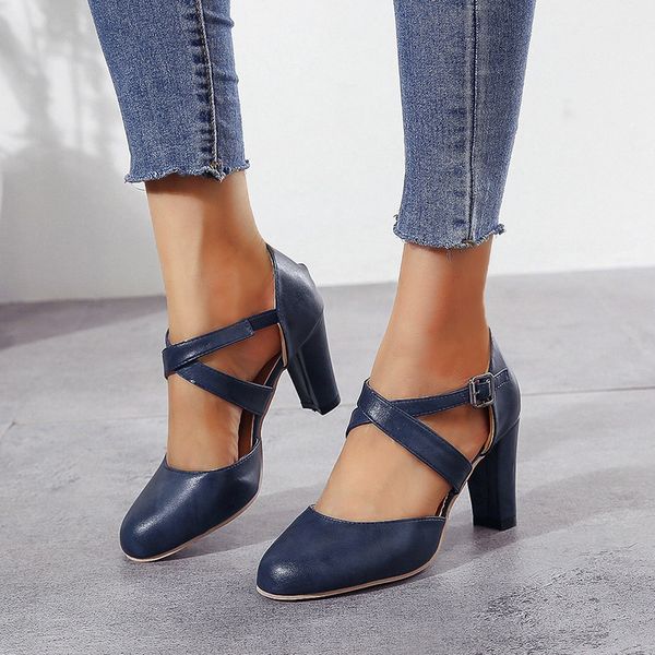 europe and america high heels thick with 2019 new spring, summer and autumn three seasons baotou roman shoes black cross strap high heel
europe and america high heels thick with 2019 new spring, summer and autumn three seasons baotou roman shoes black cross strap high heel