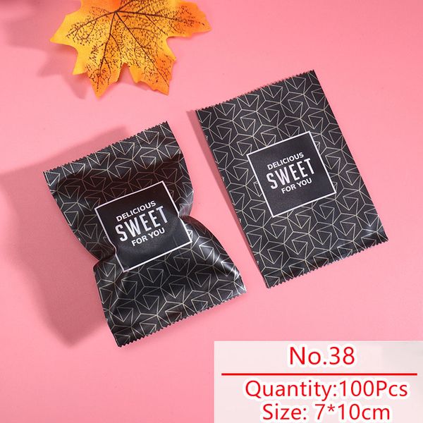 100pcs/lot candy cookies bag homemade pack sweet for you rhombus lines black background nougat party wedding snack packing
100pcs/lot candy cookies bag homemade pack sweet for you rhombus lines black background nougat party wedding snack packing