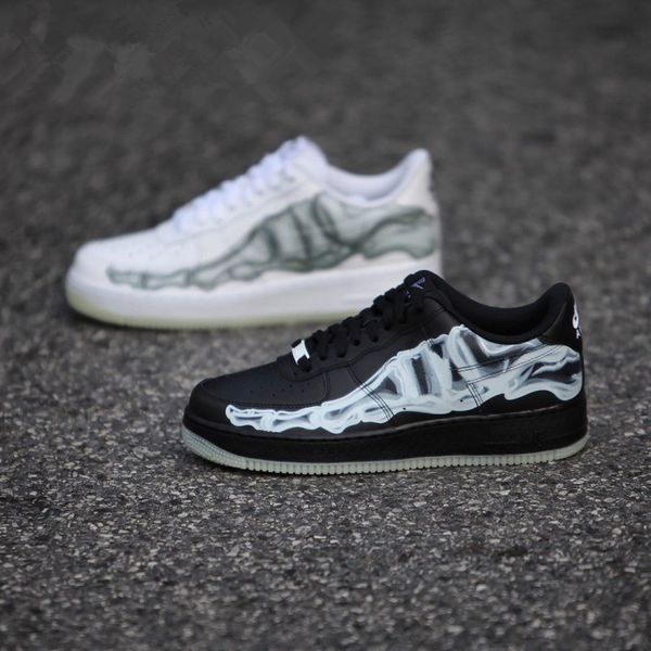 new low forces black white skeleton qs men women running shoes 1s halloween skateboard sneakers trainer zapators size 36-45, White;red
new low forces black white skeleton qs men women running shoes 1s halloween skateboard sneakers trainer zapators size 36-45, White;red