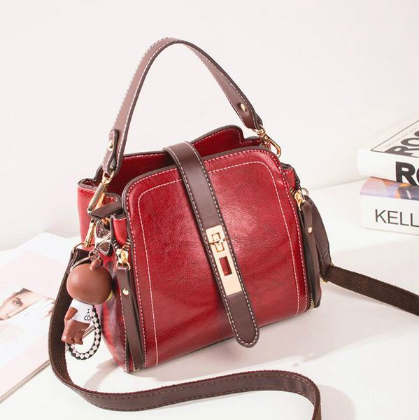 дизайнер luxury crossbody сумки известного бренда моды сумка для женщин оптовая новые продукты crossbody сумка # j9mf
дизайнер luxury crossbody сумки известного бренда моды сумка для женщин оптовая новые продукты crossbody сумка # j9mf