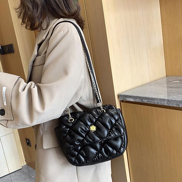 texture small bag female 2020 autumn and winter korean luxury designer new fashion rhombus chain bag wild shoulder diagonal
texture small bag female 2020 autumn and winter korean luxury designer new fashion rhombus chain bag wild shoulder diagonal