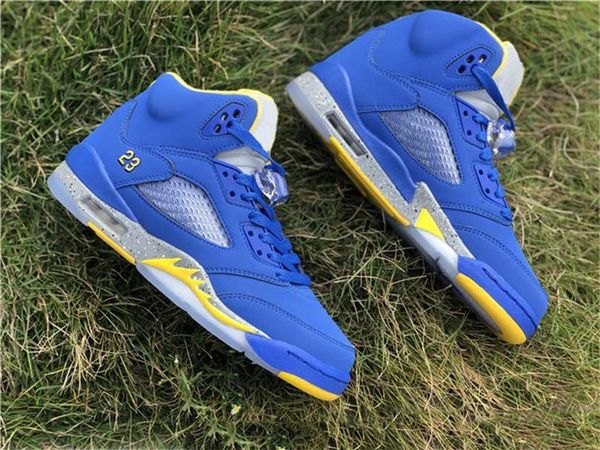 2020 аутентичные 5 v jsp laney мужчины женщины баскетбол обувь 5s синий suede спорт cd2720-700 3м светоотражающий athletic кроссовки размер
2020 аутентичные 5 v jsp laney мужчины женщины баскетбол обувь 5s синий suede спорт cd2720-700 3м светоотражающий athletic кроссовки размер