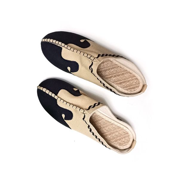 classic cloth shoes men's shoes spring and summer casual chinese style slippers breathable embroidered chinese tang hanfu, Black
classic cloth shoes men's shoes spring and summer casual chinese style slippers breathable embroidered chinese tang hanfu, Black