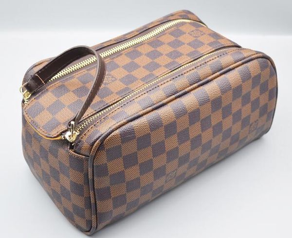 2019 men travelling toilet bag fashion design women wash bag large capacity louis vuitton cosmetic bags makeup toiletry bag z4, Red;black
2019 men travelling toilet bag fashion design women wash bag large capacity louis vuitton cosmetic bags makeup toiletry bag z4, Red;black