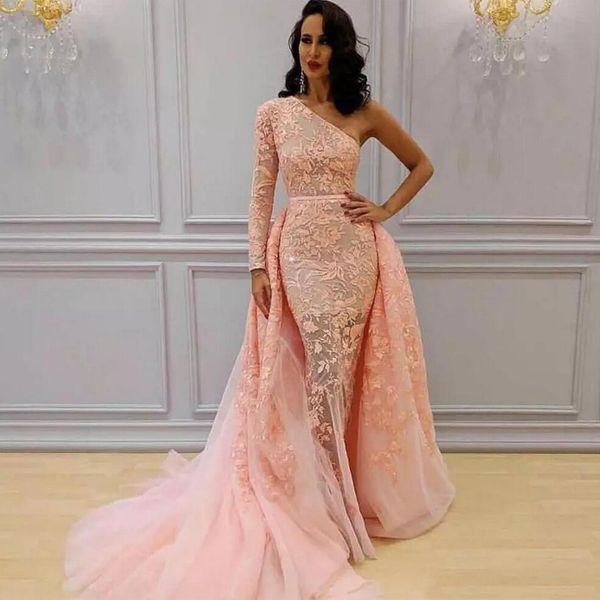 fashionable saudi arabic blush lace prom dress with detachable overskirt one shoulder mermaid evening gowns in dubai, Black;red
fashionable saudi arabic blush lace prom dress with detachable overskirt one shoulder mermaid evening gowns in dubai, Black;red
