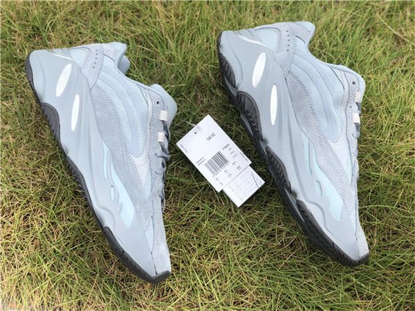 2019 authentic originals 700 v2 hospital blue static 3m reflective kanye west fv8424 man woman running shoes sports sneakers with box, Black
2019 authentic originals 700 v2 hospital blue static 3m reflective kanye west fv8424 man woman running shoes sports sneakers with box, Black