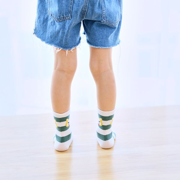 children wit striped cartoon style girls socks baby socks for kids fashion casual baby children cotton socks 5 pairs / lot, Pink;yellow
children wit striped cartoon style girls socks baby socks for kids fashion casual baby children cotton socks 5 pairs / lot, Pink;yellow