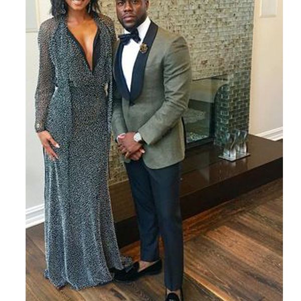 customized party suits groom suits 2 pieces mens suits for wedding one button shawl lapel jacket+pants+tie+hankie, Black;gray
customized party suits groom suits 2 pieces mens suits for wedding one button shawl lapel jacket+pants+tie+hankie, Black;gray